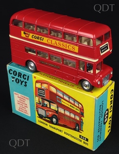 Corgi toys 468 london transport routemaster bus cc720