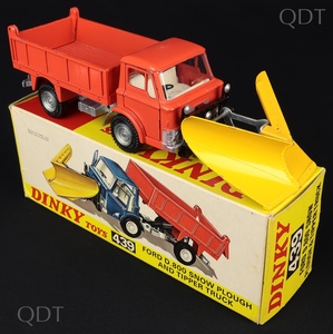 Dinky toys 439 ford d800 snow plough tipper truck cc746