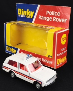 Dinky toys 254 police range rover cc891 front