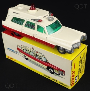Dinky toys 267 superior cadillac ambulance cc899 front