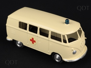 Marklin models 8030 vw ambulance cc919 front