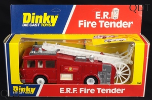 Dinky toys 285 merryweather marquis fire tender dd137 front