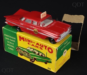 Milton models corgi 309 chevrolet fore service car dd163 front