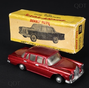 Dinky Toys (Early Indian Dinky) 186 Mercedes 220 SE - QDT