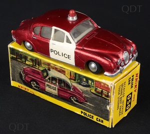 Nicky dinky toys 050 jaguar police car dd196 front