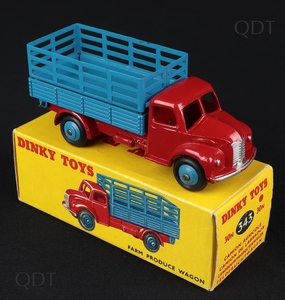 Dinky toys 30n 343 farm produce wagon dd264 front