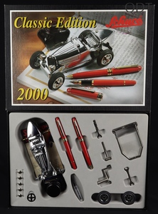 Schuco classic edition 2000 bugatti pen ink pencil set dd292 lid contents