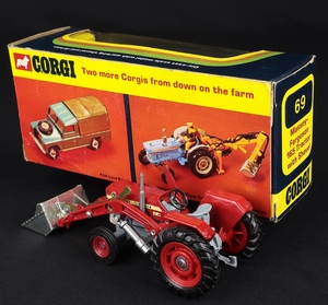Corgi toys 69 massey ferguson tractor shovel dd393 back