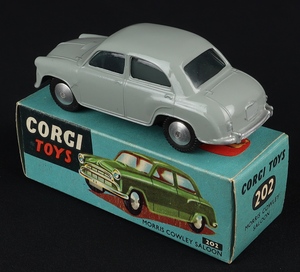 Corgi toys 202 morris cowley saloon dd487 back