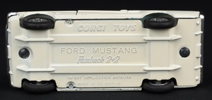 Corgi toys 325 ford mustang fastback dd523 base