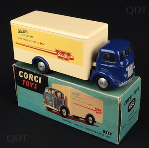 Corgi toys 453 walls refrigerator van cc789 front