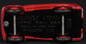 Dinky toys 260 royal mail van cc797 base