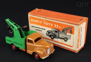 Dinky toys 25x breakdown lorry cc814 front