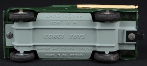 Corgi toys 438 landrover dd587 base