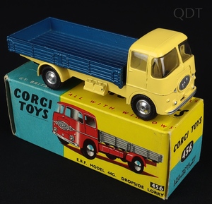 Corgi toys 456 erf  dropside lorry cc816 front