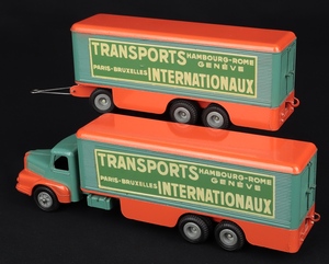 Jrd unic truck trailer transports internationaux dd649 back