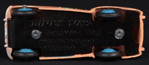 Dinky toys 111 triumph tr2 dd670 base