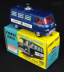 Corgi toys 464 county police commer van dd702 front