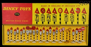 Dinky toys 772 british road signs dd705 front