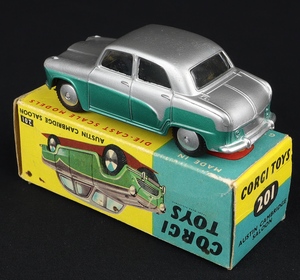 Corgi toys 201 austin cambridge saloon dd709 back