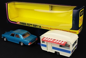 Corgi toys gift set 24 mercedes 240d caravan dd754 back