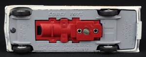 Corgi toys 437 superior ambulance dd774 base