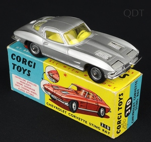 Corgi toys 310 chevrolet corvette sting ray dd815 front