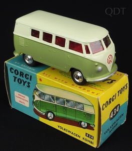 Corgi toys 434 vw kombi dd821 front