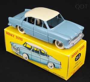 French dinky toys 24z simca versailles dd825 front