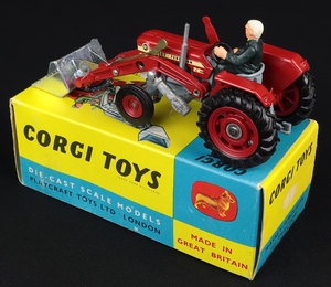 Corgi toys 69 massey ferguson tractor shovel dd849 back
