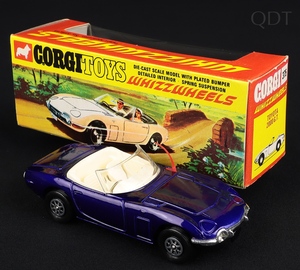 Corgi toys 375 toyota 2000 gt dd866 front