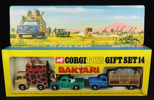 Corgi toys gift set 14 daktari dd899 front