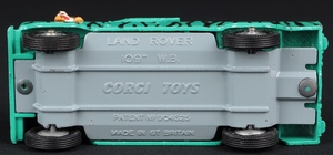 Corgi toys gift set 7 daktari dd998 base
