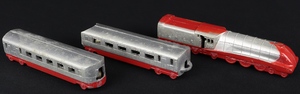 Dinky toys gift set 16 silver jubilee train ee1 trains