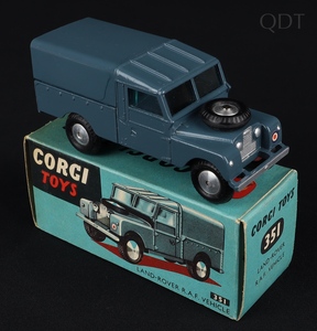 Corgi toys 351 landrover raf ee51 front
