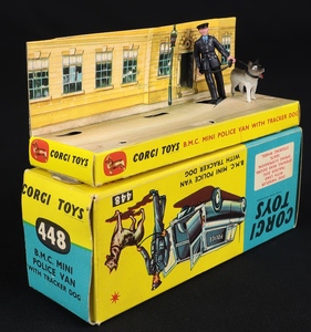 Corgi toys 448 police mini van dog ee59 box 1