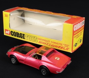 Corgi toys 387 chevrolet corvette stingray coupe ee102 back