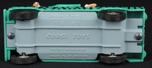 Corgi toys gift set 7 daktari ee110 base