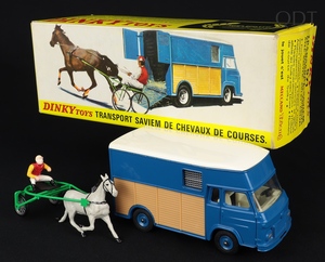 French dinky toys 571 saviem transporter sulky ee121 front