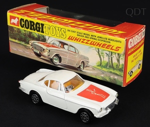 Corgi toys 201 saint's volvo red label ee187 front