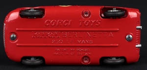 Corgi toys 314 ferrari berlinetta ee191 base