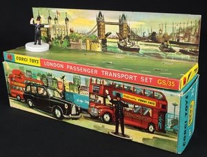 Corgi gift set 35 london passenger ee225 plinth