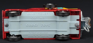 Corgi toys 477 landrover breakdown truck ee305 base