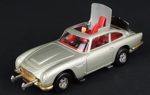 Corgi toys 271 james bond aston martin ee319 car