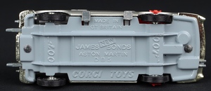 Corgi toys 270 james bond aston martin winged box ee321 base