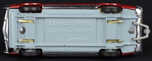 Corgi toys 276 oldsmobie toronado ee330 base