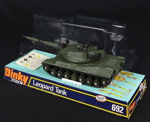 Dinky toys 692 leopard tank ee400 back