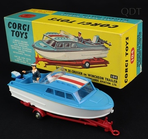 Corgi toys 104 dolphin 20 cruiser trailer ee410 front