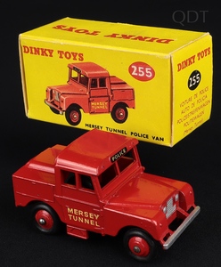 Dinky toys 255 mersey tunnel police van ee414 front