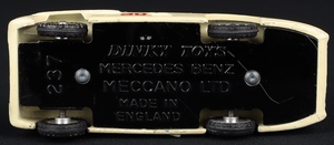Dinky toys 237 mercedes racing car ee416 base